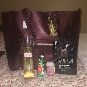 LAST MINUTE XMAS GIFT - BATH & BODY BUNDLE